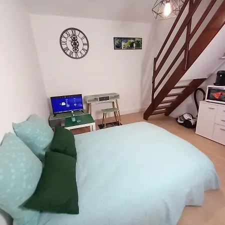 Apartment Pari57bis - T2 Meubles Entre Centre Et Futuroscope A 15min - Chu - Cci A 5 Min Poitiers