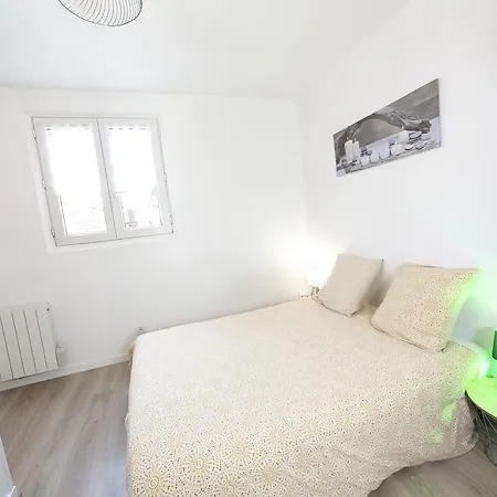 Apartment Pari57bis - T2 Meubles Entre Centre Et Futuroscope A 15min - Chu - Cci A 5 Min Poitiers
